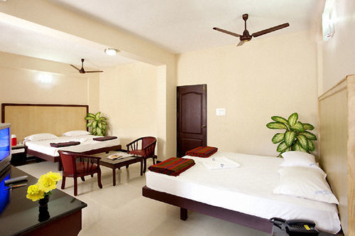 Hotel Subam Palni Extérieur photo