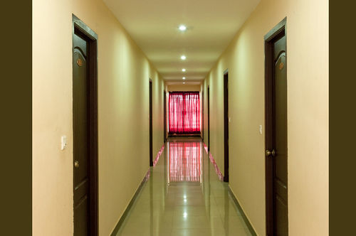 Hotel Subam Palni Extérieur photo